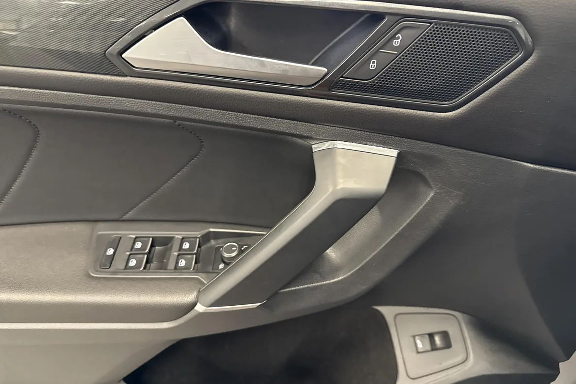 picture of a car