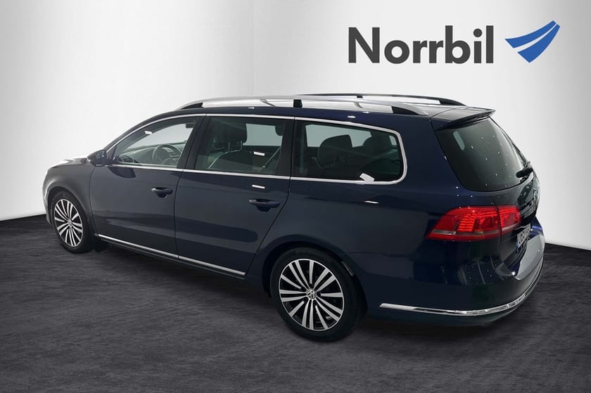 Bild 2 av Volkswagen Passat Variant GT TSI 211hk Drag Backkamera Läder