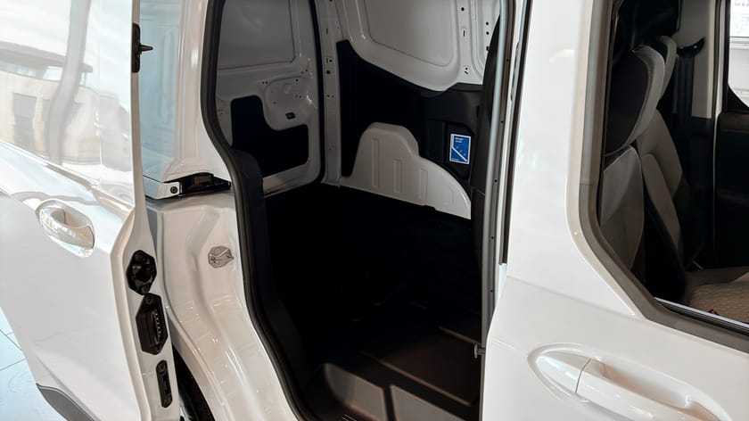 Bild 5 av Ford Transit Courier LIMITED SKÅP 1.0B 125 A FWD