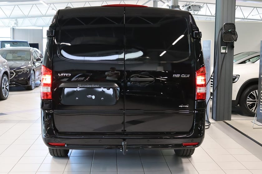 Bild 4 av Mercedes-Benz Vito Tourer 116 CDI 4x4 3.1t Mixto 9G-Tronic Euro 6