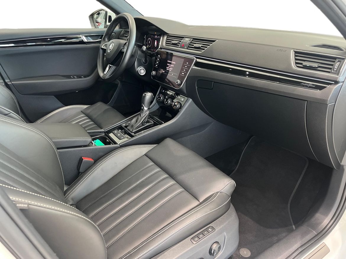 Škoda Škoda Superb Kombi — bild 11