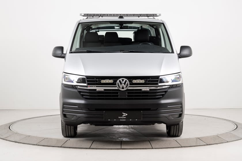 Bilde 4 av Volkswagen Transporter 2.0 TDI 4M 150 hk man | ACC/Krok/Webasto/Innredning