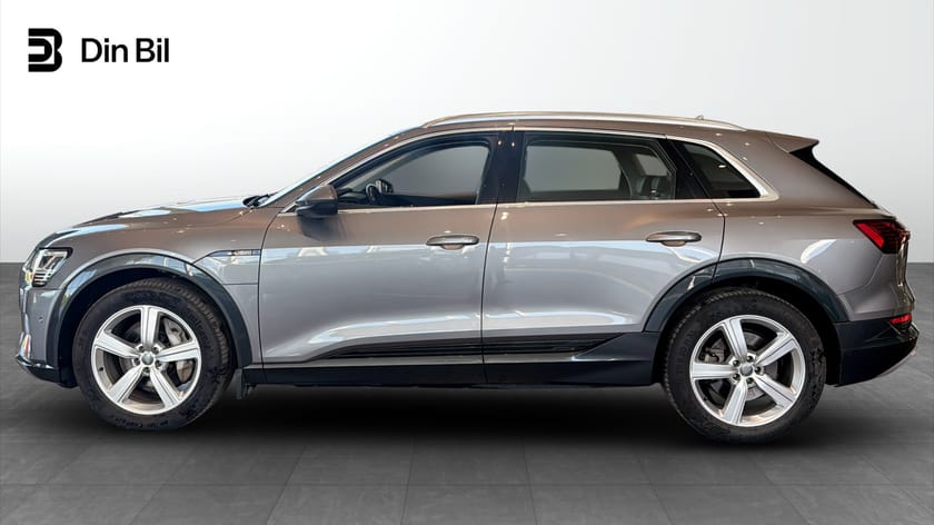 Bild 2 av Audi e-tron 55 quattro 408hk Proline / Panorama / HUD