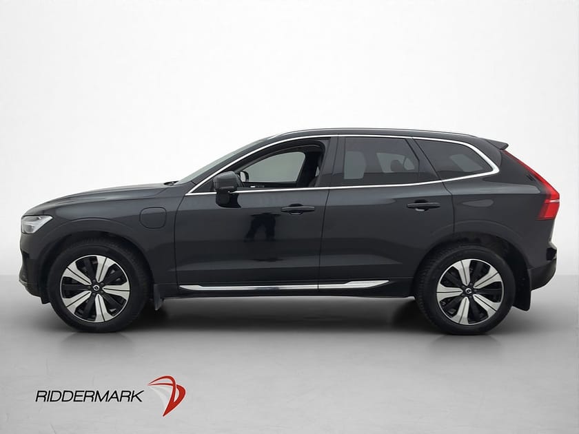 Bild 4 av Volvo XC60 T6 AWD Core Edition H/K Lounge Pano Drag 350hk