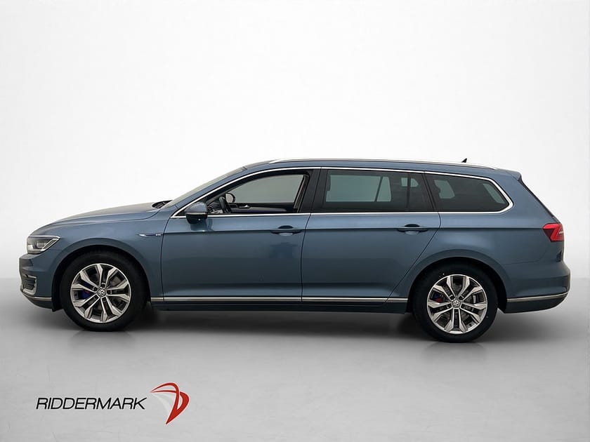 Bild 4 av Volkswagen Passat Variant GTE 1.4 TSI 218hk Drag Kamera