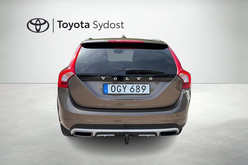 Bild 4 av Volvo V60 Cross Country D4 Momentum Avtagbar drag