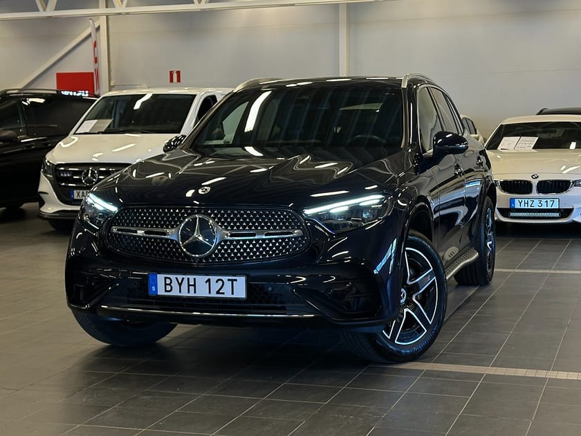 Bild 1 av Mercedes-Benz GLC 300 e 4MATIC 4MATIC, AMG Line, Dragkrok 128 km räckvidd