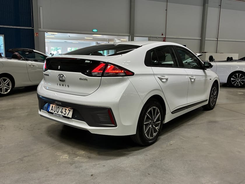 Bild 3 av Hyundai Ioniq Electric 38.3 Kwh | Keyless | Rattvärme | ACC