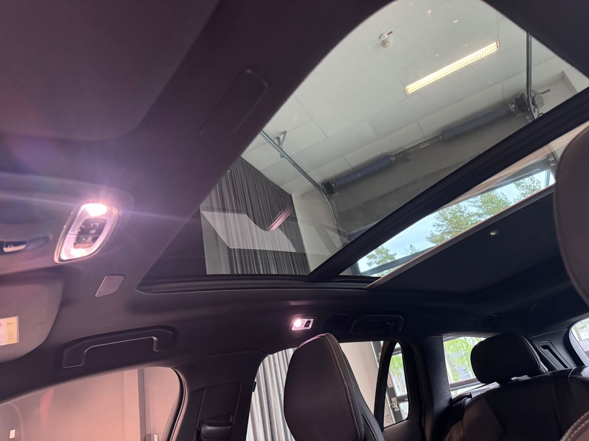 Volvo V60 2021 - miniatyr 10