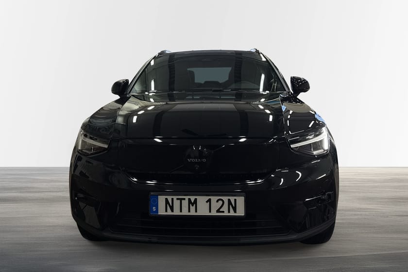 Bild 2 av Volvo EX40 Twin Motor Performance M Ultra Black Edt