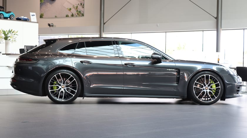 Bild 3 av Porsche Panamera 4 E-Hybrid Sport Turismo 