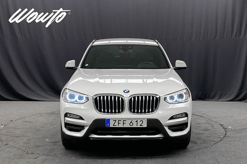 Bild 2 av BMW X3 xDrive20i 184HK X-Line /Drag /HiFi