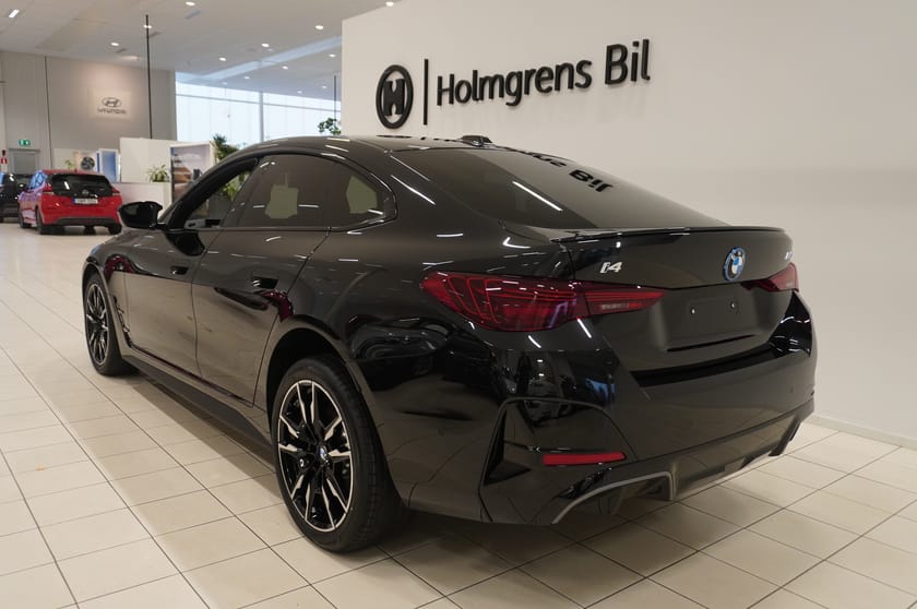 Bild 3 av BMW i4 M60 xDrive Gran Coupé M Sport Pro Fully Charged Ed Drag DA Pro HiFi