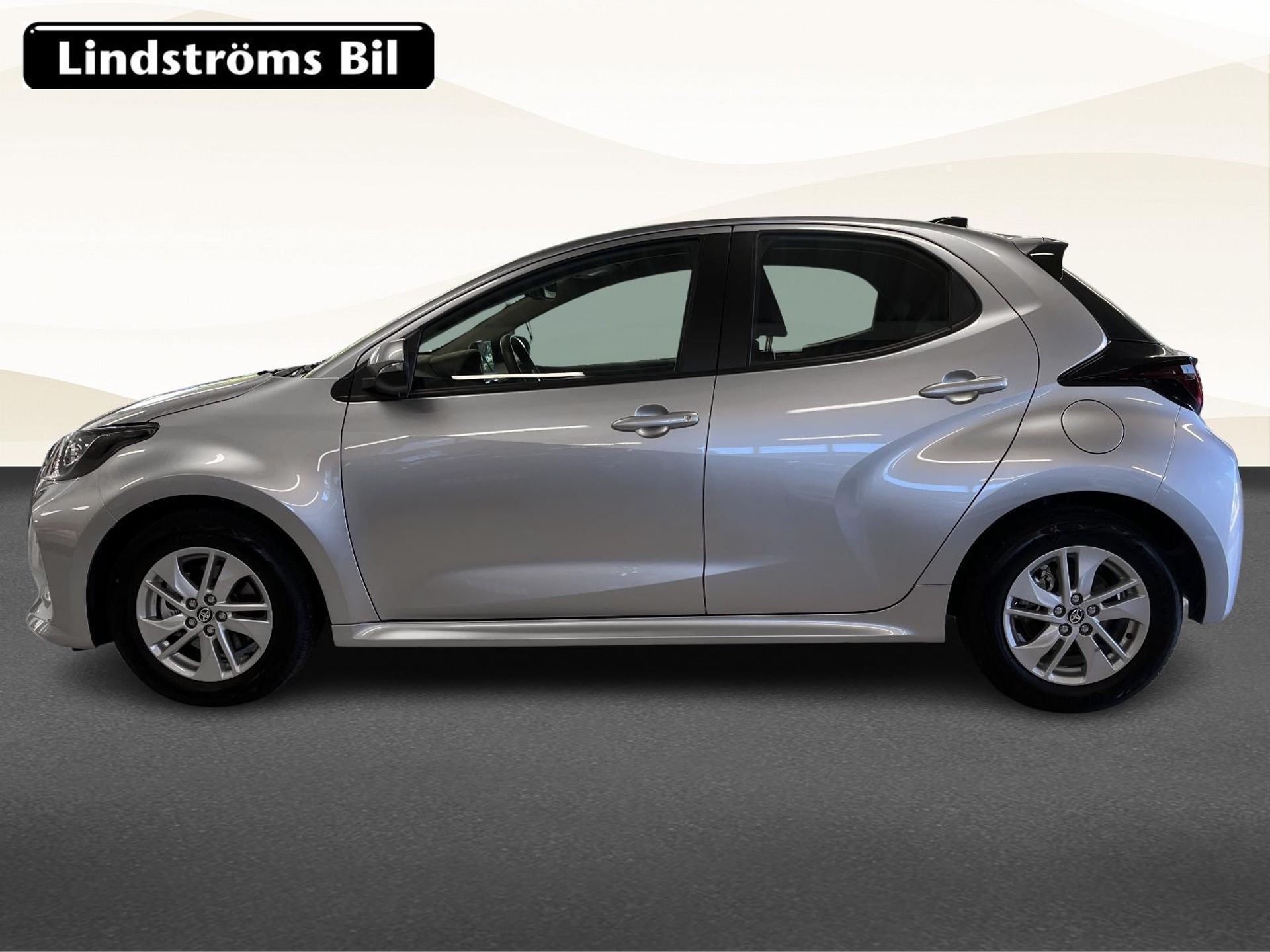 Toyota Yaris 2025, bild 6/10