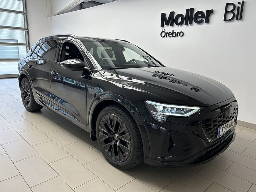 Bild 1 av Audi Q8 50 e-tron quattro 340hk S-line Drag 21"