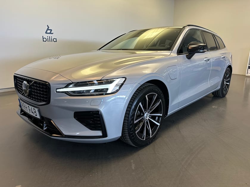 Bild 1 av Volvo V60 Recharge T6 Plus Dark / Dragkrok / Backkamera /