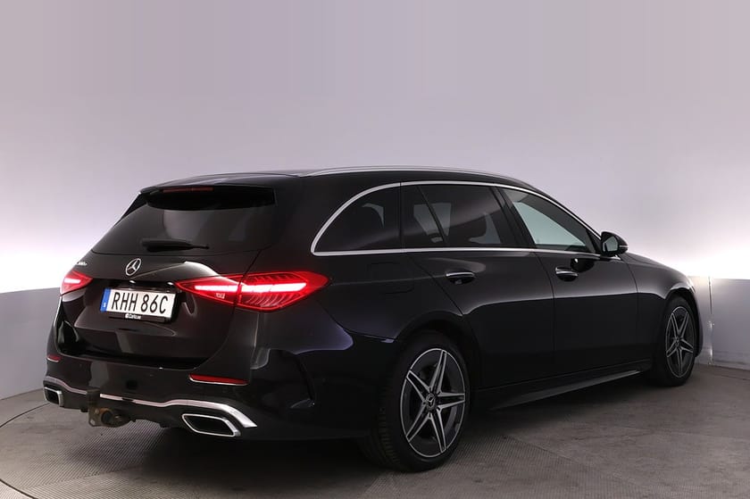 Bild 5 av Mercedes-Benz C 300 T e AMG Pano Burmester Drag HUD 360