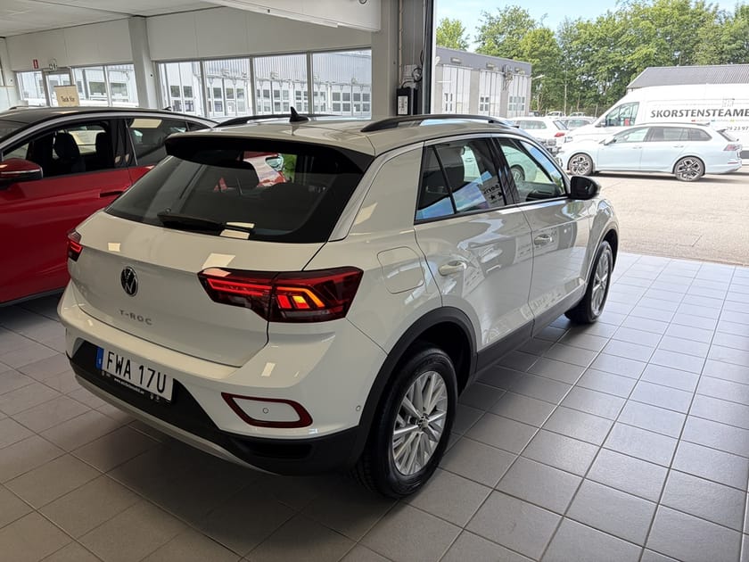 Bild 5 av Volkswagen T-Roc 1.5 TSI 110 KW /150 K 7 VXL DSG