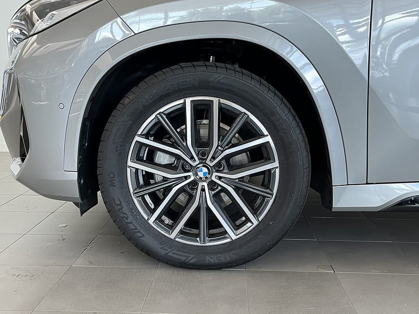 Bild 4 av BMW X1 sDrive18i M Sport Rattvärme 19" Drag Park Assist