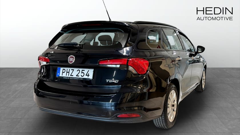 Bild 2 av Fiat Tipo Kombi SW LOUNGE 1.6 P-sensor Carplay
