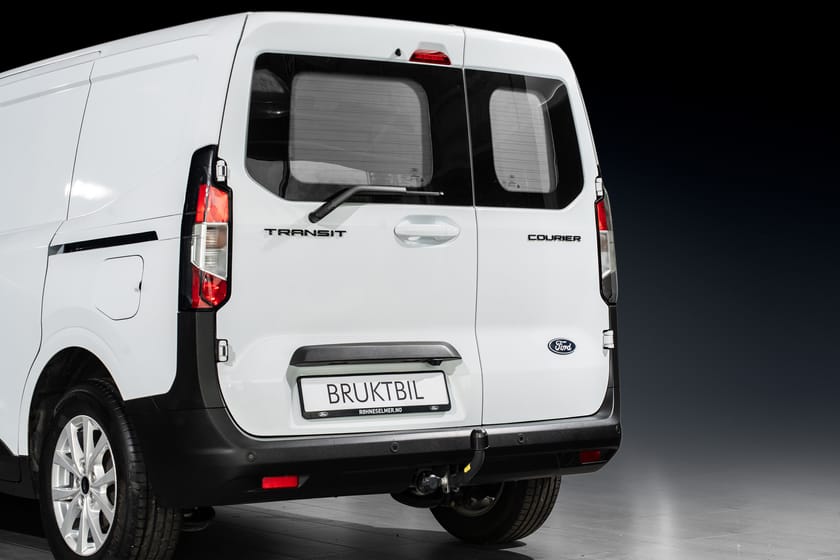 Bilde 2 av Ford Transit Courier Limited | Automat | Krok| Serviceavtale| Vinterpakke ++
