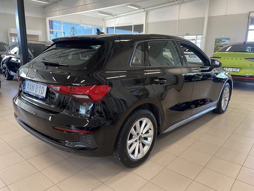 Bild 4 av Audi A3 Sportback 35 TFSI SB 35TFSI 150HK S-tronic Proline Klimatanl