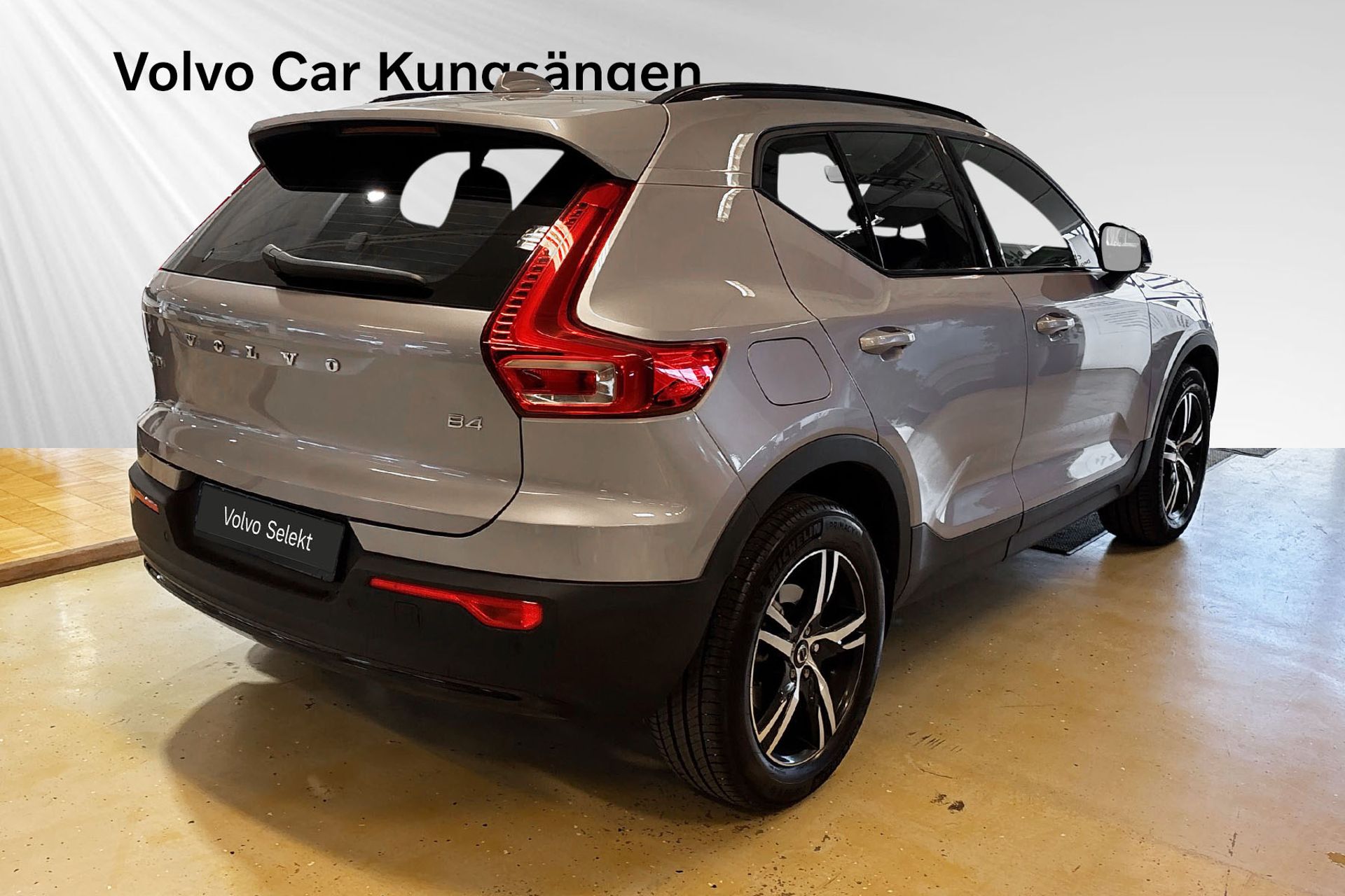 Volvo XC40 B4 FWD Bensin Plus Dark 2026, kuva 5/10