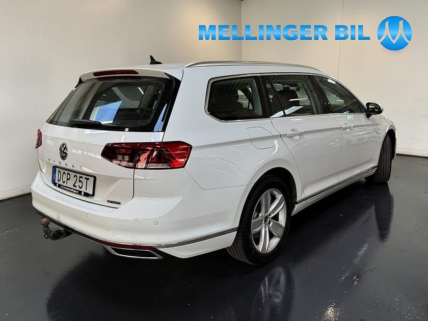 Bild 3 av Volkswagen Passat Sportscombi SC 2,0 TDI 190 DSG 4M GT Parkv./Dragpkt.