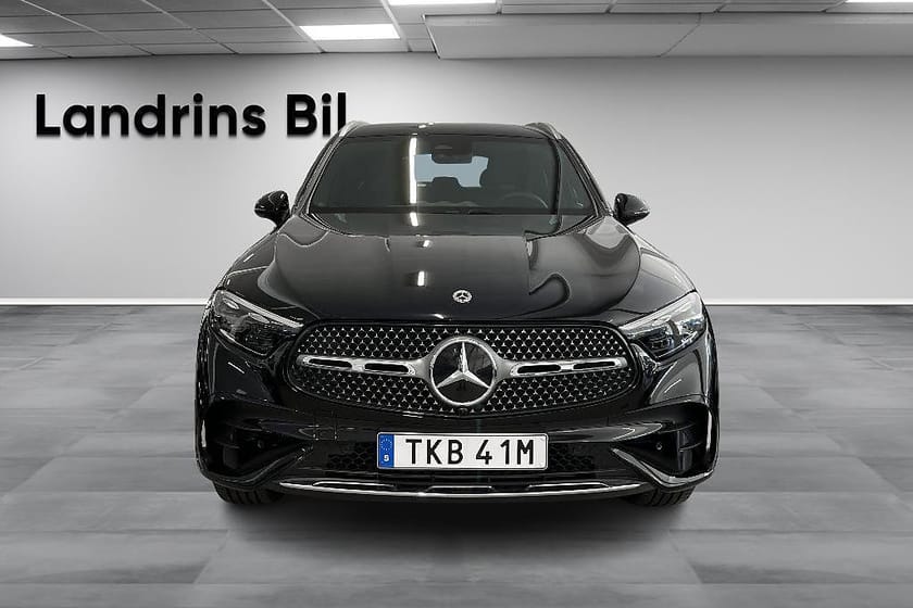 Bild 2 av Mercedes-Benz GLC 300 e 4MATIC AMG Line