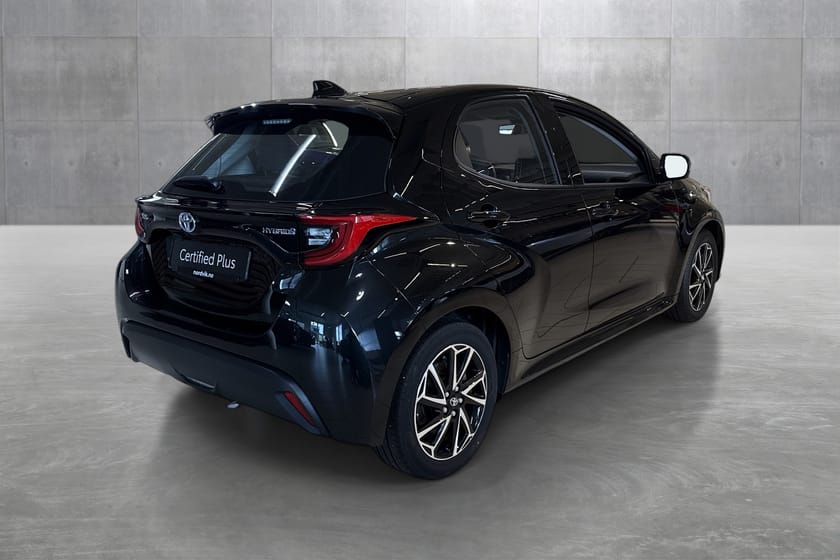 Bilde 5 av Toyota Yaris Hybrid Lav km, Hybrid, 1,95% rente