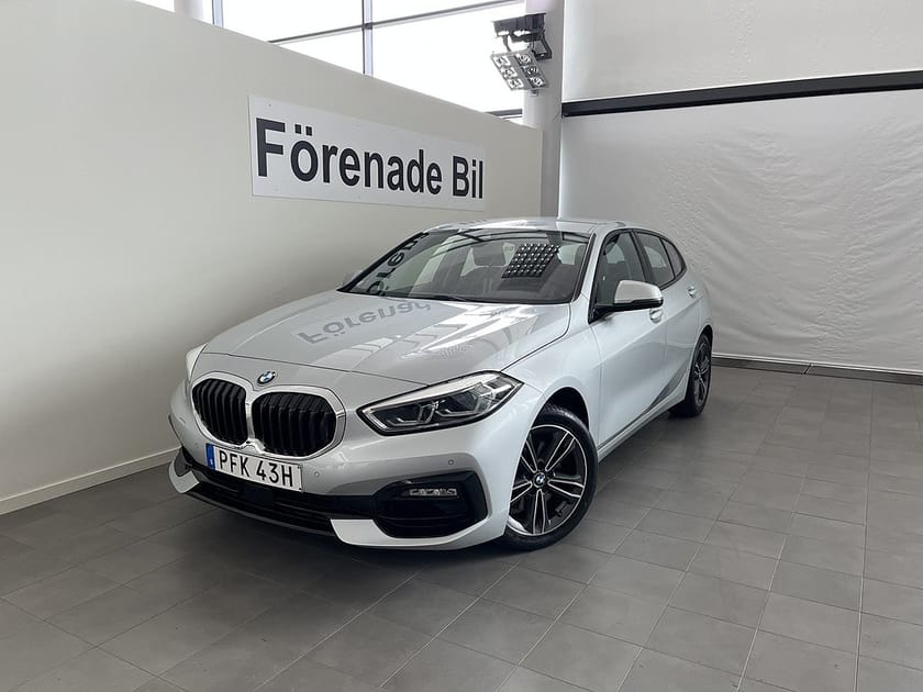 Bild 1 av BMW 118i 118 Sport Line Manuell Nav PDC