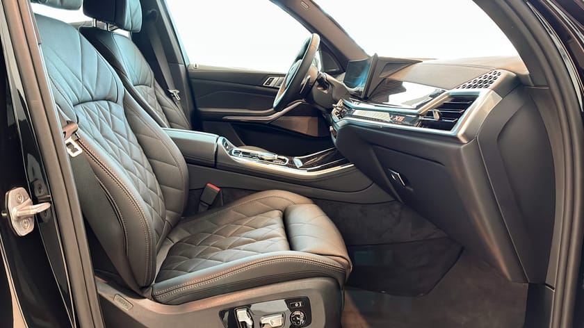 Bild 3 av BMW X5 xDrive50e M Sport Drag Komfortstolar Innovation