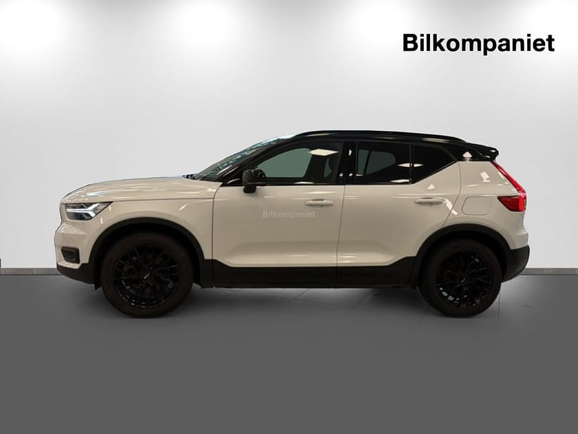 Bild 4 av Volvo XC40 Recharge P8 AWD Core (Vinterhjul, Dragkrok, H/K-ljud)