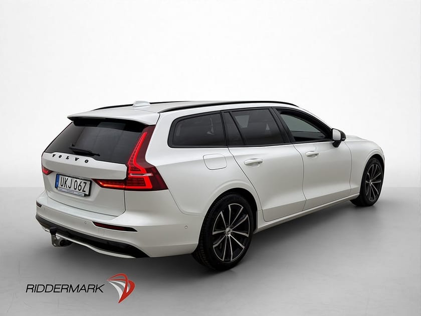 Bild 5 av Volvo V60 Plug-In Hybrid AWD Plus Dark H/K Skinn Drag Värmar