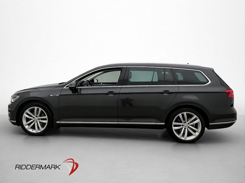 Bild 4 av Volkswagen Passat Variant GTE 1.4 TSI Drag Cockpit Kamera CarPlay