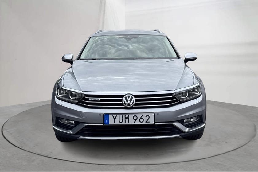 Bild 5 av Volkswagen Passat Alltrack 2.0 TDI 4M 190hk Executive Cockpit