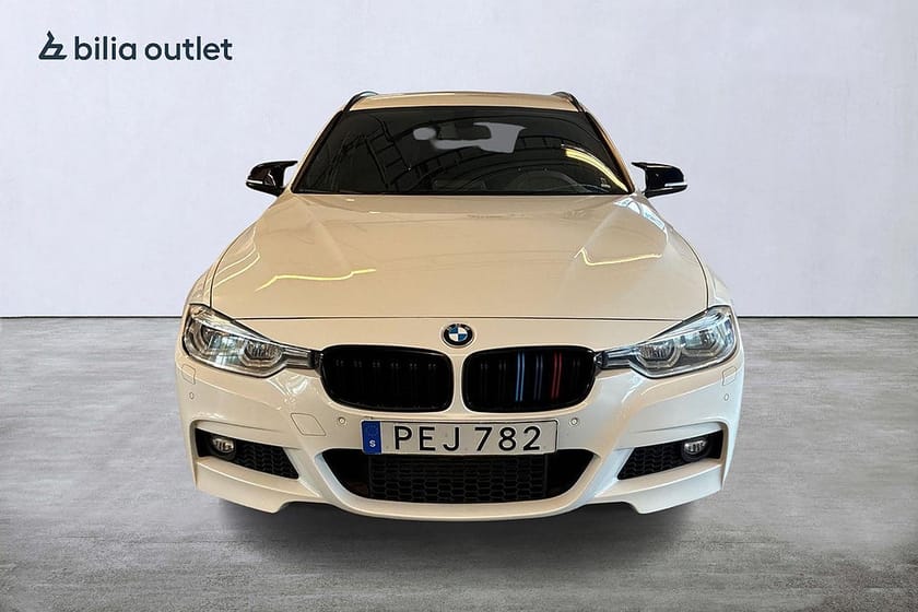Bild 2 av BMW 320d xDrive Touring 190 Hk Steptronic M-Sport