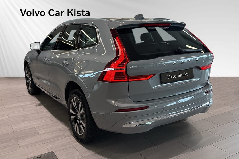 Bild 4 av Volvo XC60 Recharge T6 Core Edition Panorama 360Kamera