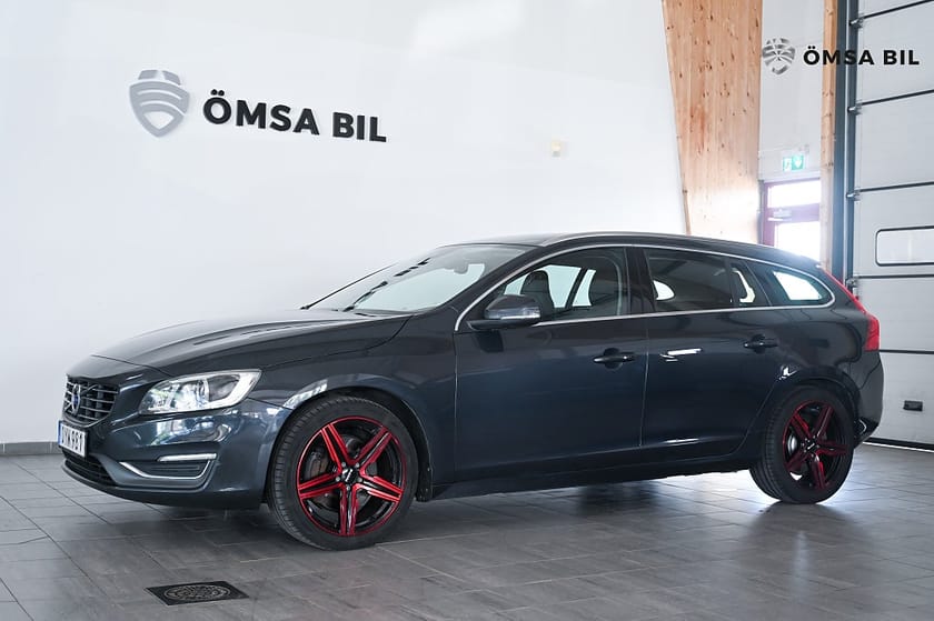 Bild 1 av Volvo V60 D4 AWD Summum Business Edition Drag Kamrem bytt 181hk