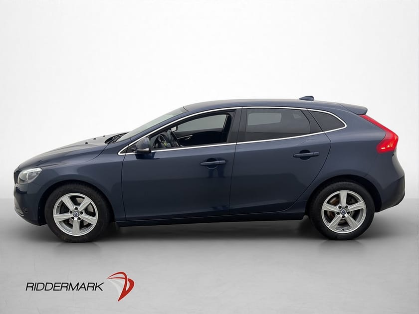 Bild 4 av Volvo V40 T3 150hk Momentum P-Värmare Halvskinn Bluetooth