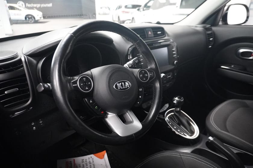 Bild 2 av Kia Soul 1.6 CRDi DCT, 136hk Kupévärme, Navi, Backkamera