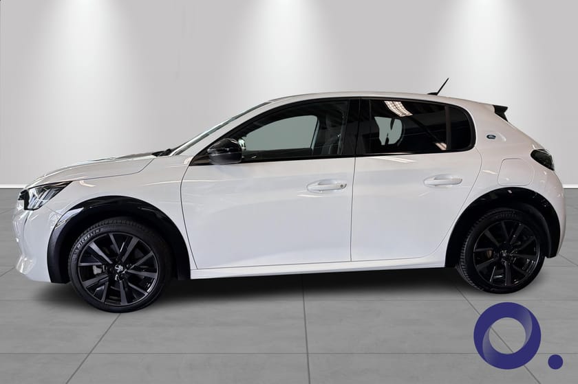 Bilde 2 av Peugeot e-208 GT|Cruise|Carplay|Godt utstyrt