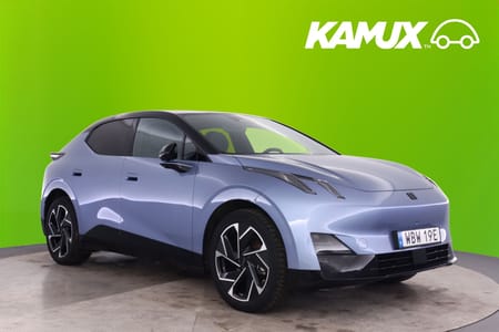 Lynk & Co 02 EV More 66 kWh GRILL PÅ KÖPET! 360 Pano GPS H/K CarPlay Moms