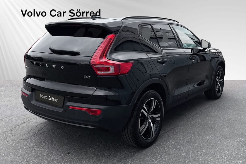 Bild 5 av Volvo XC40 B3 FWD Bensin Plus Dark