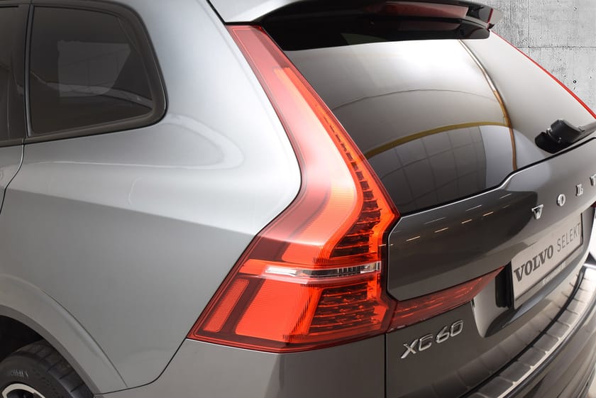 Bilde 5 av Volvo XC60 T8 AWD R Design H.feste/H&K/21"
