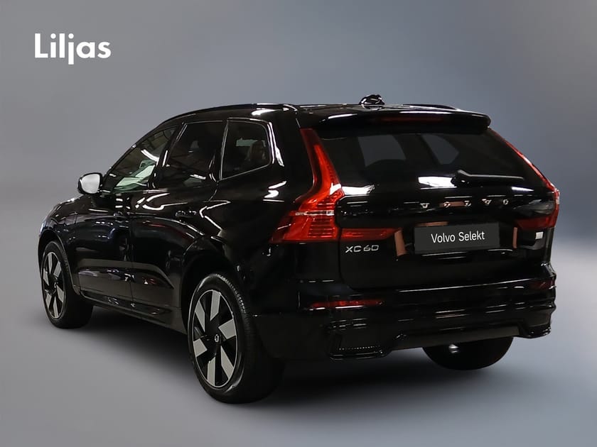 Bild 4 av Volvo XC60 Recharge T8 AWD Ultimate Dark//360-kamera//