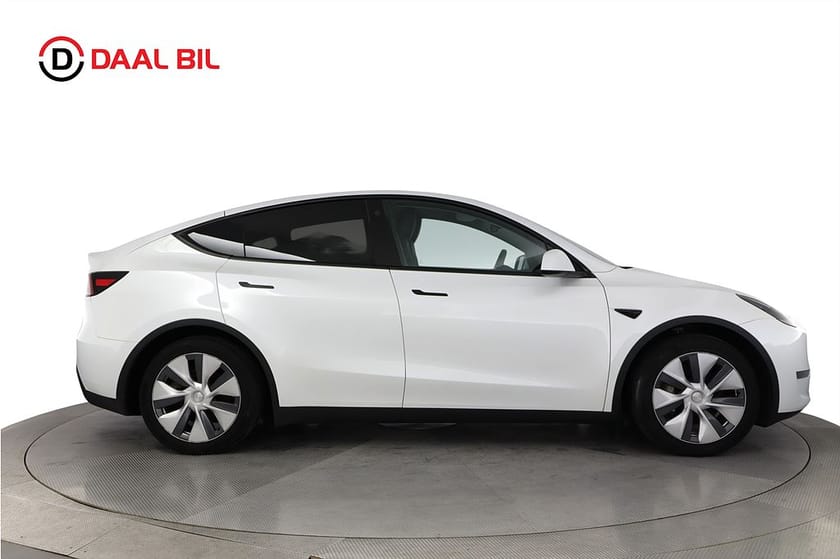 Bild 5 av Tesla Model Y Long Range AWD