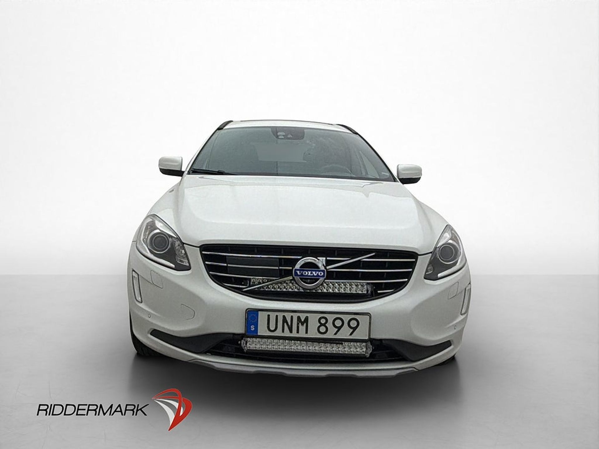 Volvo XC60 D4 190hk AWD Classic Pano 2017, bild 2/10