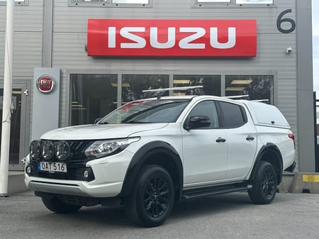 Mitsubishi L200 Dubbelhytt 2.4 4WD | Drag | Kåpa | Extraljus | Takräcken | kamera