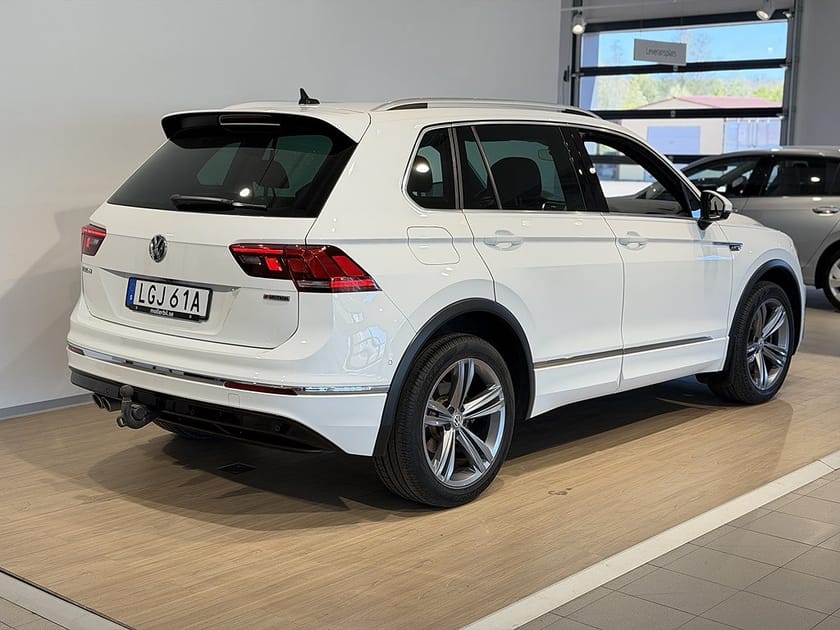 Bild 4 av Volkswagen Tiguan 2.0TSI R-Line 4M Värmare Drag